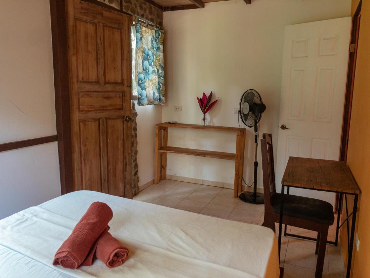 Uvita River Guesthouse Екстериор снимка