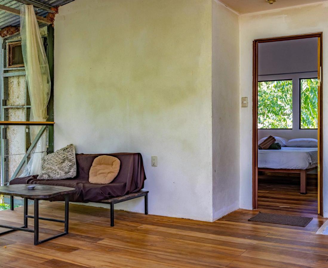 Uvita River Guesthouse Екстериор снимка