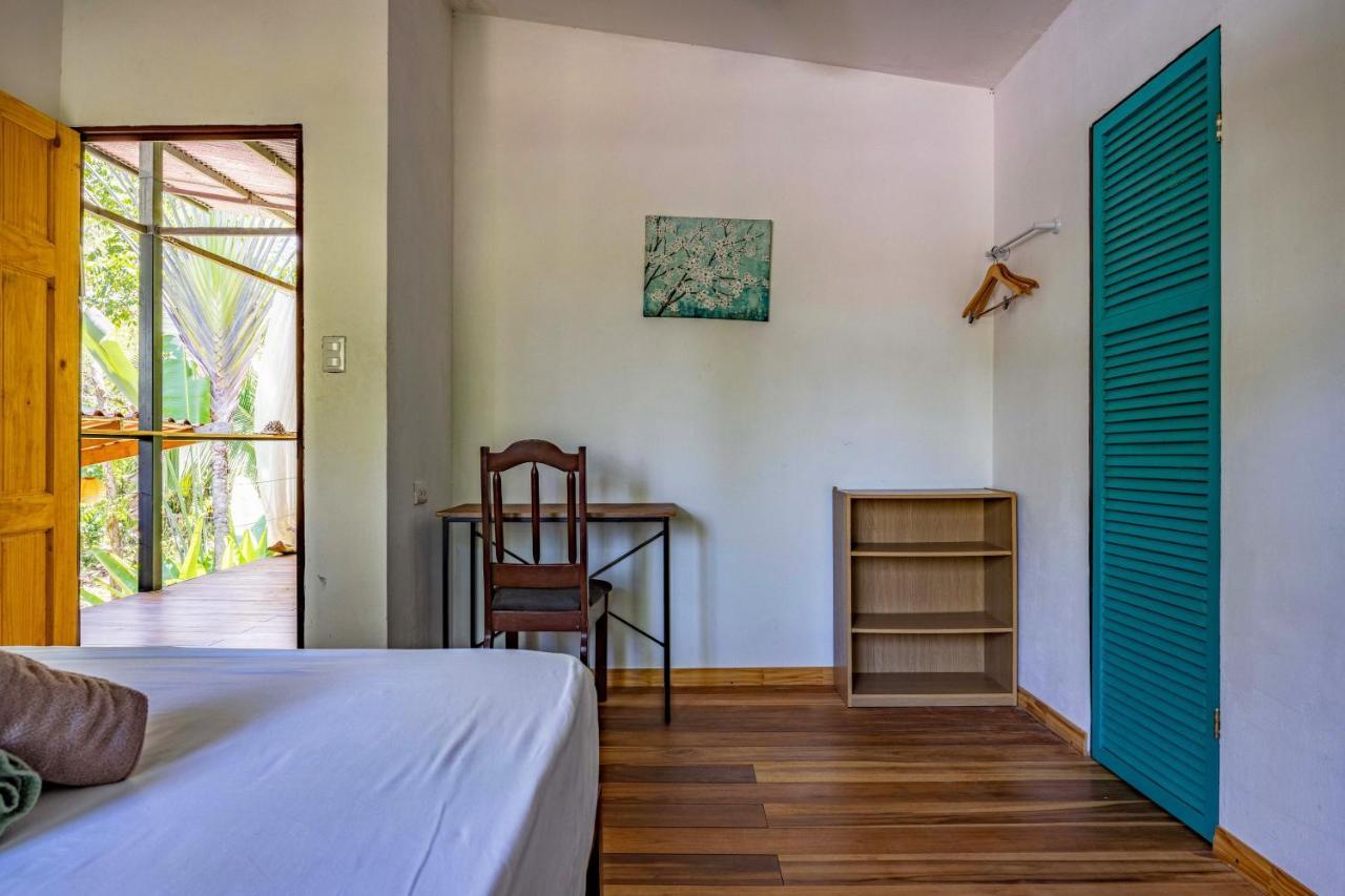 Uvita River Guesthouse Екстериор снимка