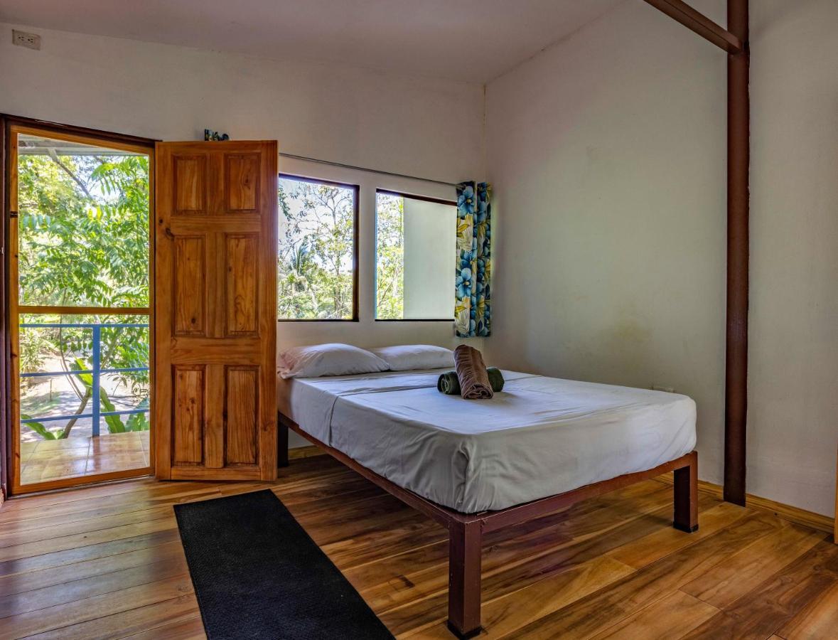 Uvita River Guesthouse Екстериор снимка