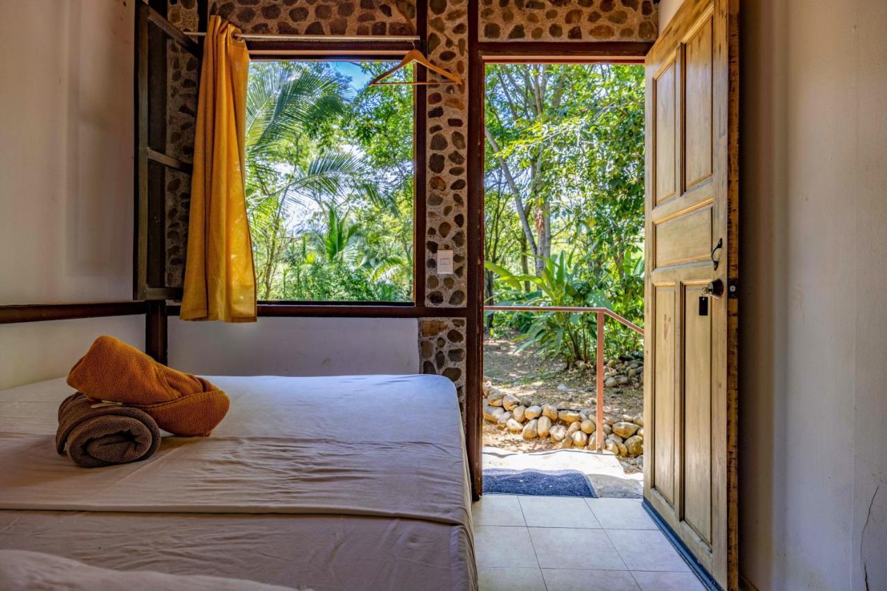 Uvita River Guesthouse Екстериор снимка