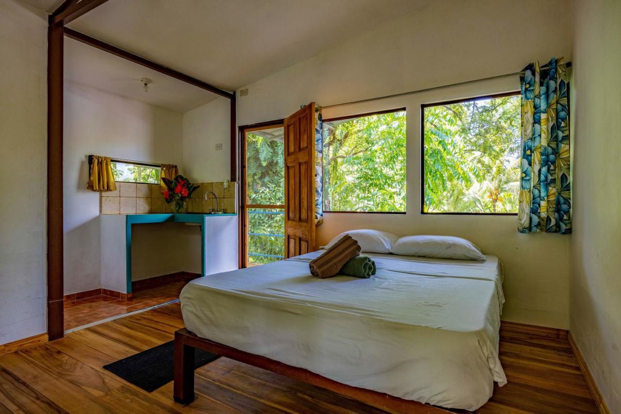 Uvita River Guesthouse Екстериор снимка